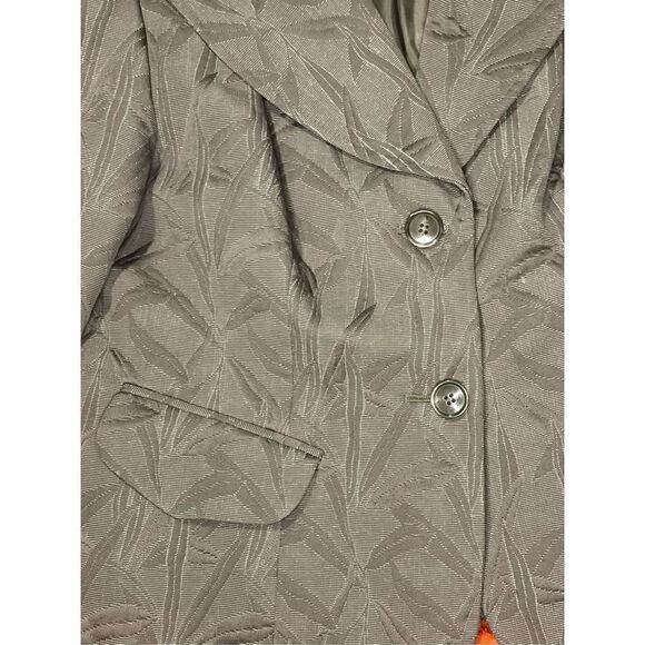 Worthington jacket.pockets.cuffs.green.lined .buttons .shoulder pads.sz 12. See. - Picture 10 of 16